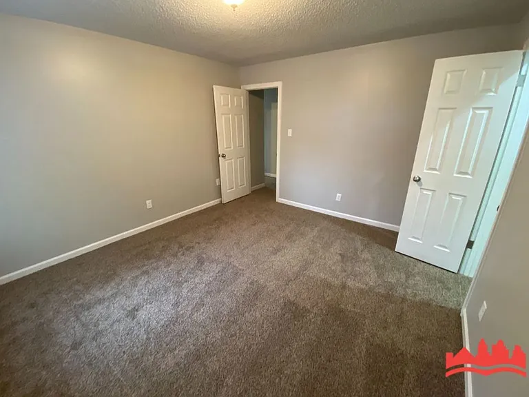 2159 Shady Grove Cv — Photo 15