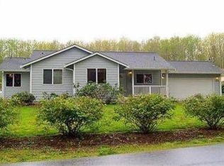 2210 Highland Dr, Camano Island, WA 98282
