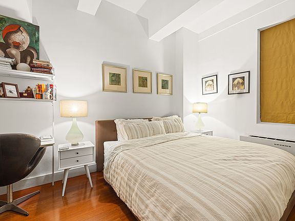 3rd image of 80 John St APT 7I