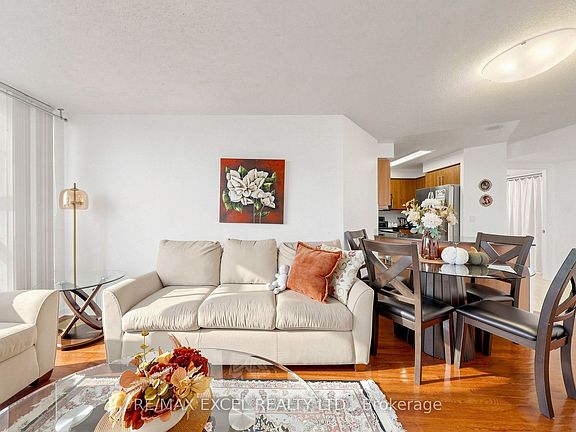 4th image of 509 Beecroft Rd #1603