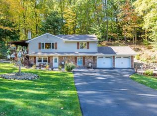 7 Humbert Pl, Wanaque, NJ 07465