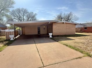 1729 N Hudson St, Altus, OK 73521