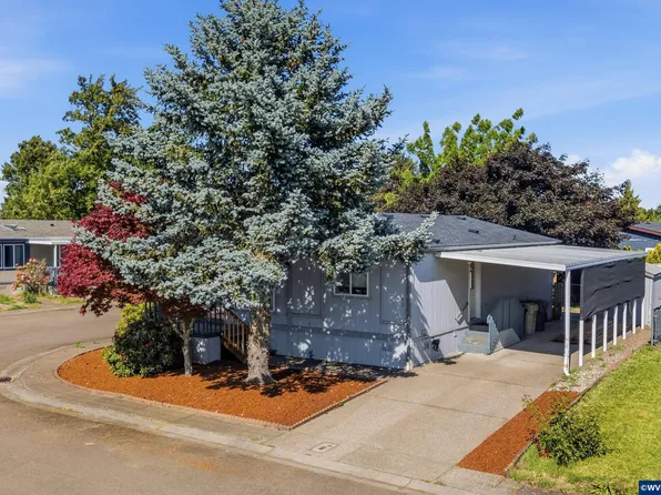 2151 Three Lakes Rd SE Unit 93, Albany, OR 97322