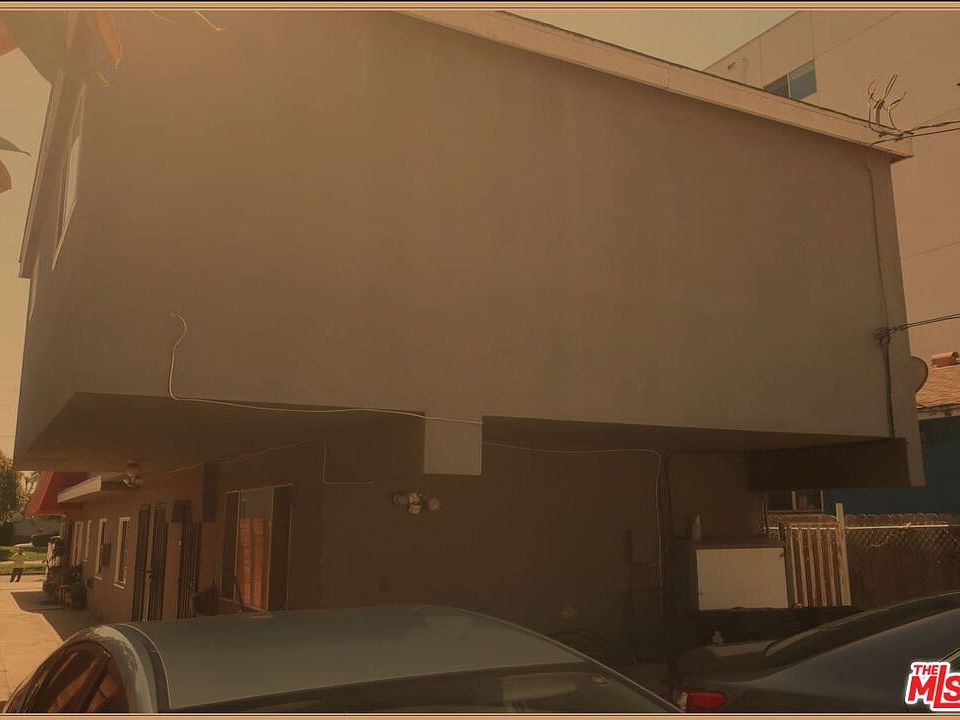 2nd image of 11761 Culver Blvd
