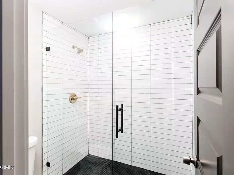 8624 E Valley View Rd — Photo 16