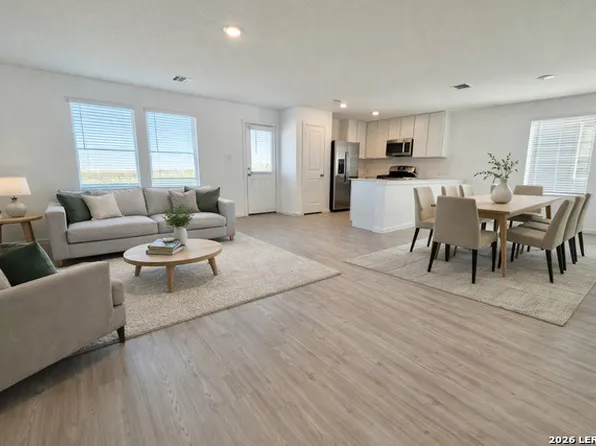 9203 Kinsel Park, Converse, TX 78109