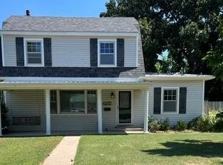 1124 Santa Fe St, Larned, KS 67550