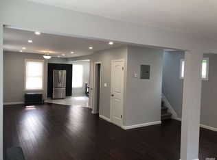 119-48 194th St, Saint Albans, NY 11412