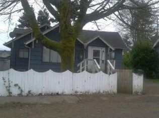 2605 6th St, Tillamook, OR 97141