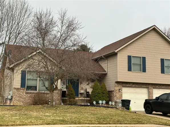 314 Jonathon Dr, Almont, MI 48003
