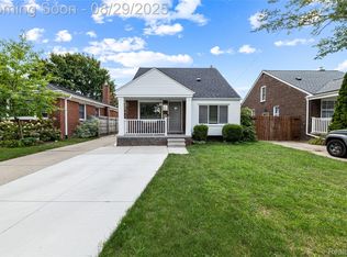712 S Minerva Ave, Royal Oak, MI 48067