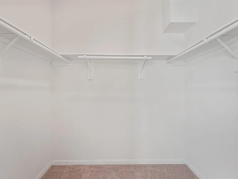 5006 Fairwater Ct — Photo 17