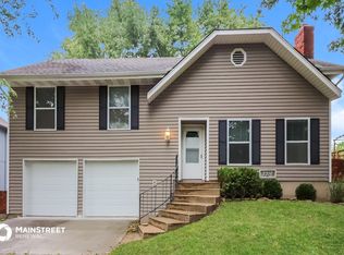 2316 W Post Oak Rd, Olathe, KS 66061