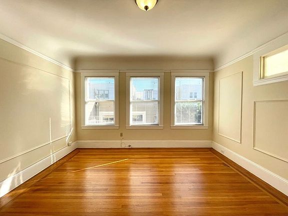 5th image of 2045 Cabrillo St APT 9