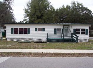 914 County Road 485, Lake Panasoffkee, FL 33538