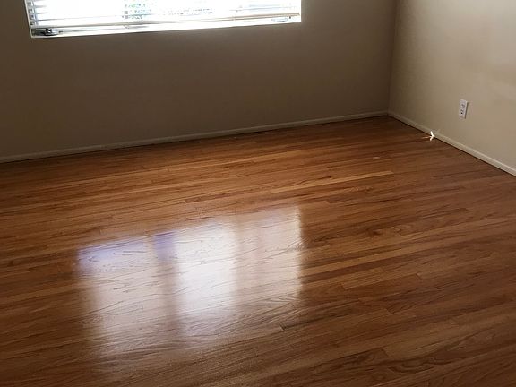 4th image of 315 N 2nd St APT A