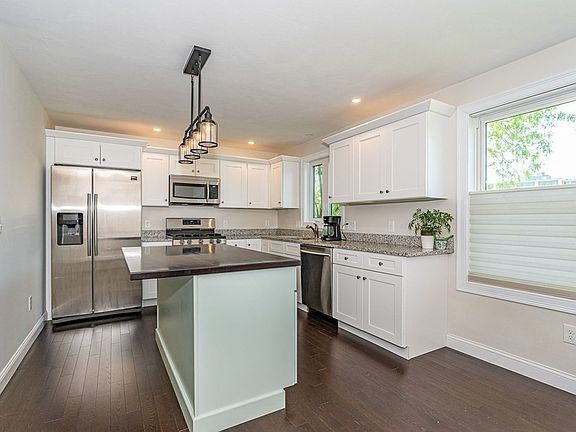 5th image of 31 Orchard St #B