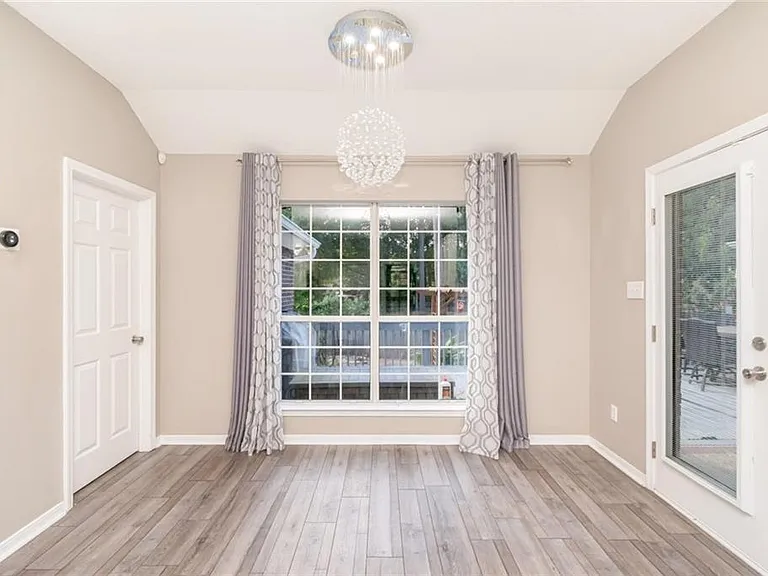 7490 Quency Dr — Photo 19