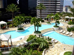 1401 McKinney St #B-247, Houston, TX 77010