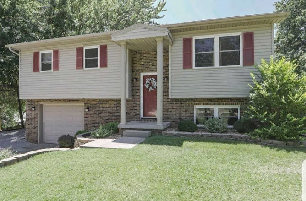 4908 Shady Ct photo 1