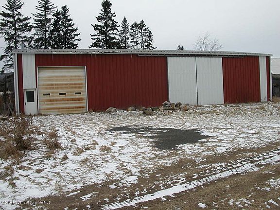 4th image of 2809 Easton Tpke