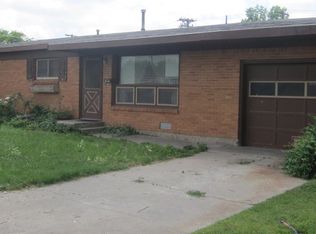 1814 S Drake St, Perryton, TX 79070