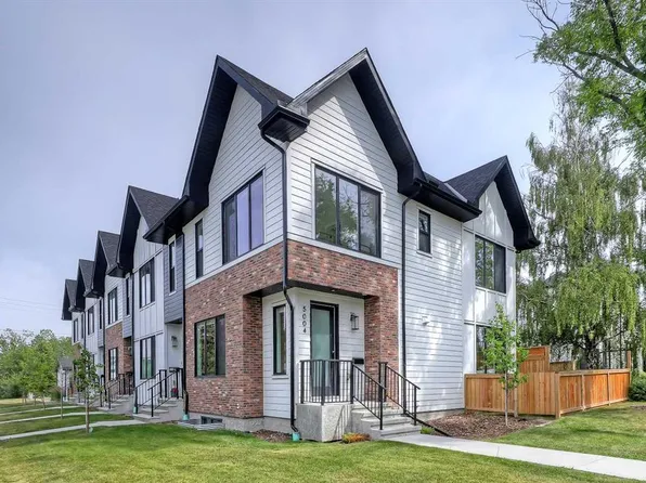 5004 W 21st St SW, Calgary, AB T2T 5B8
