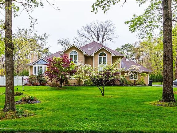 3rd image of 1280 Woodfern Ct