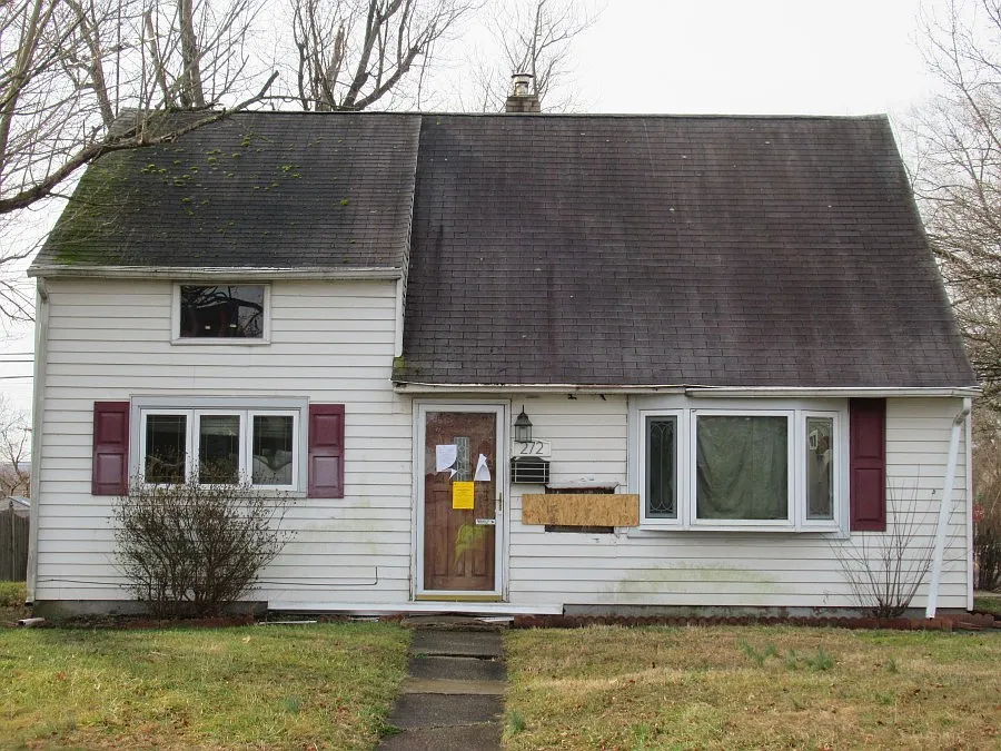 272 W Chestnut St photo 1