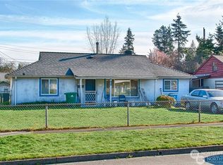 835 NE 190th St, Seattle, WA