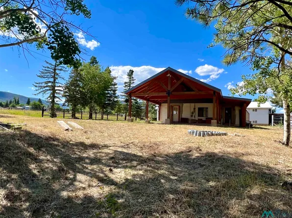 256 County Road B015, Holman, NM 87723