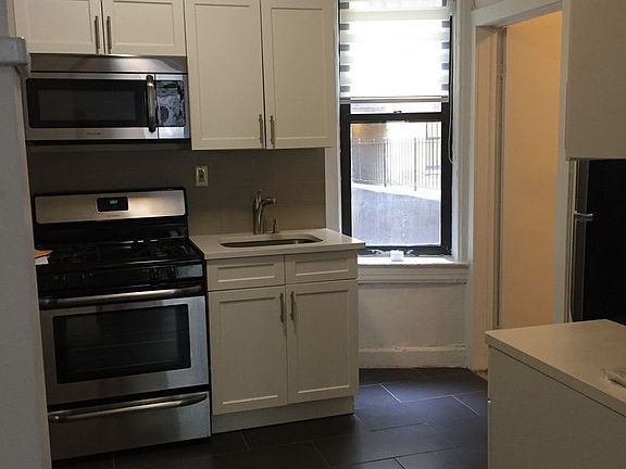 5th image of 615 W 144th St APT A
