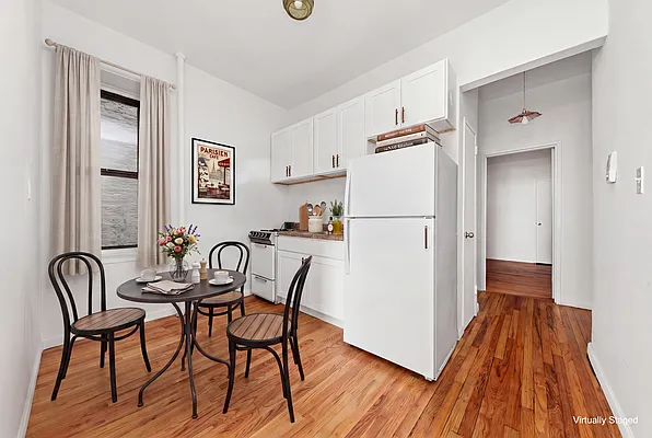Kitchen, photo 1
