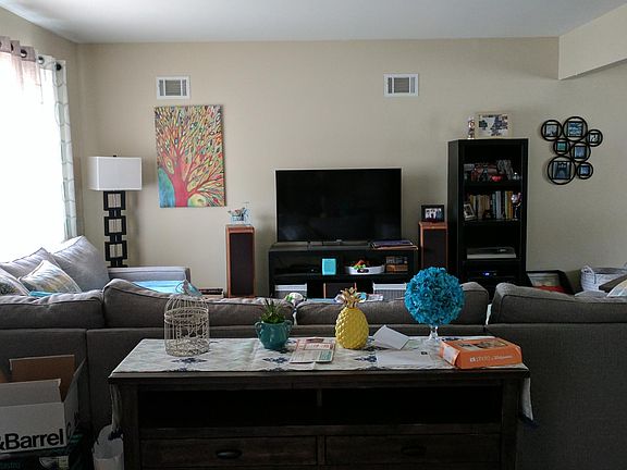3rd image of 301 S 50th St APT B