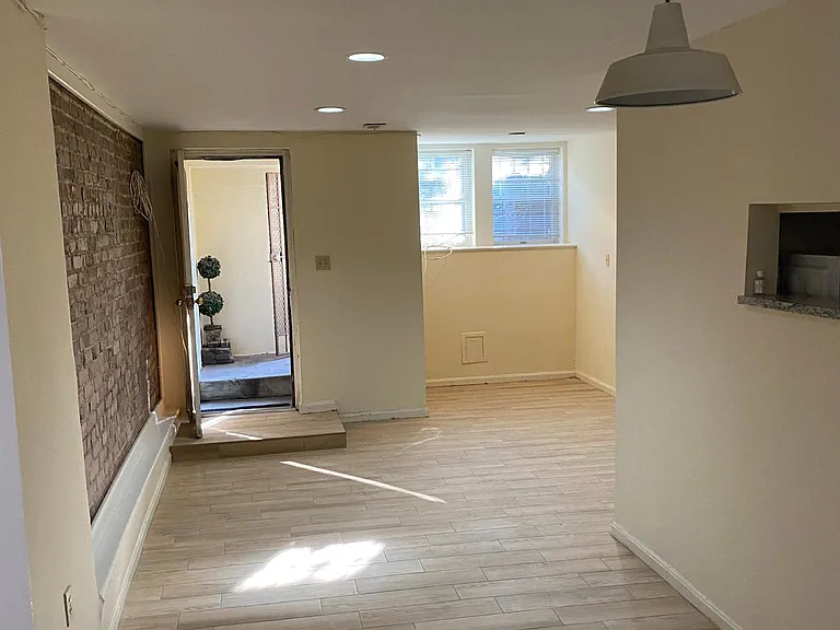 1743 U St NW #1 — Photo 12