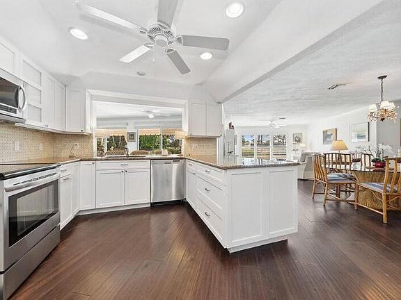 5th image of 11944 N Lake Drive