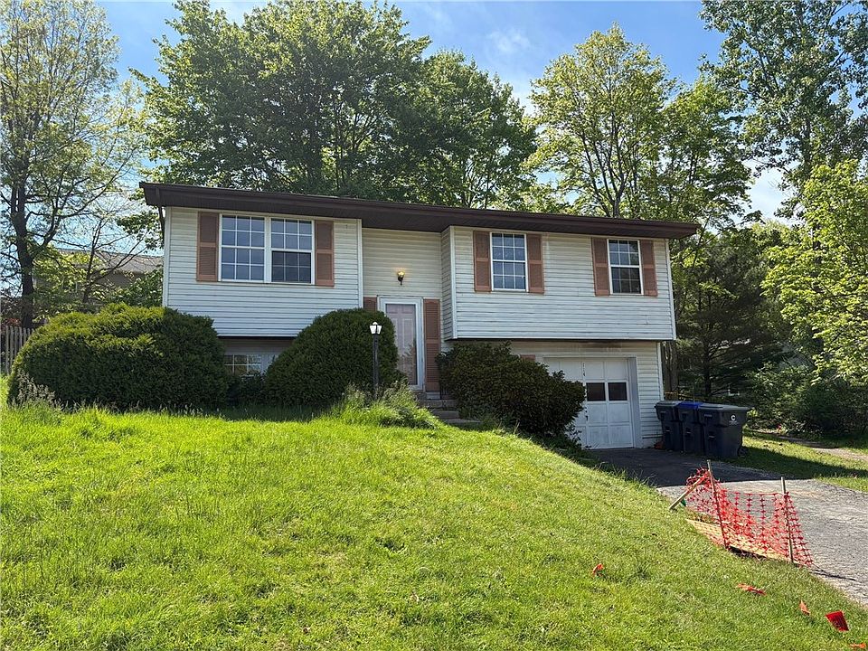1st image of 114 Opal Ct