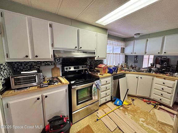 5th image of 1819 Mango St NE