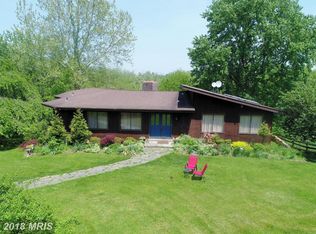 39796 The Narrows Rd, Waterford, VA 20197