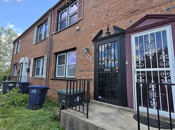 4911 Just St NE, Washington, DC 20019