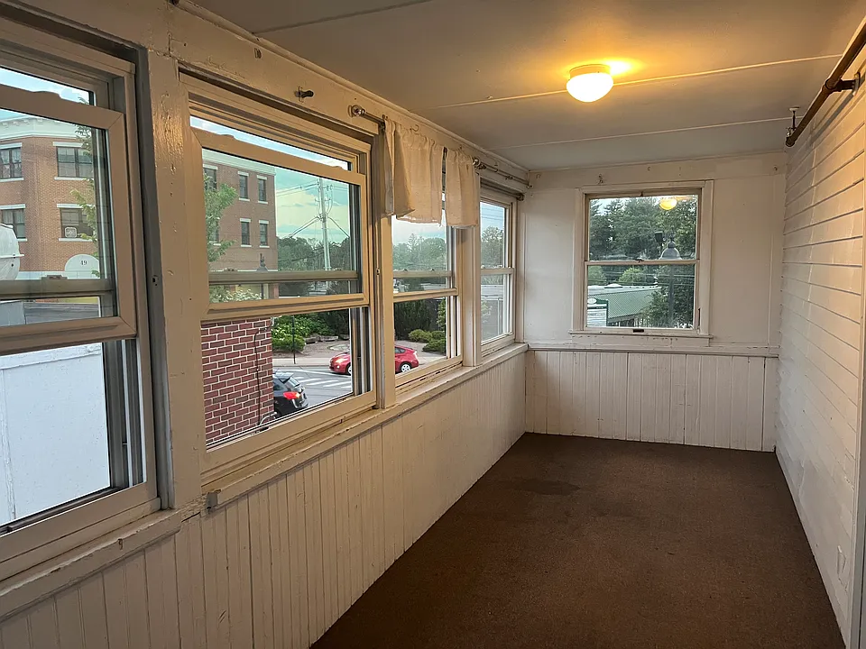 48 Main St #48A