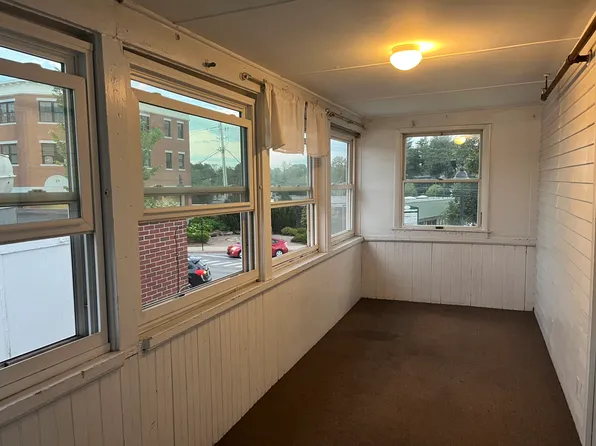 48 Main St #48A, Durham, NH 03824