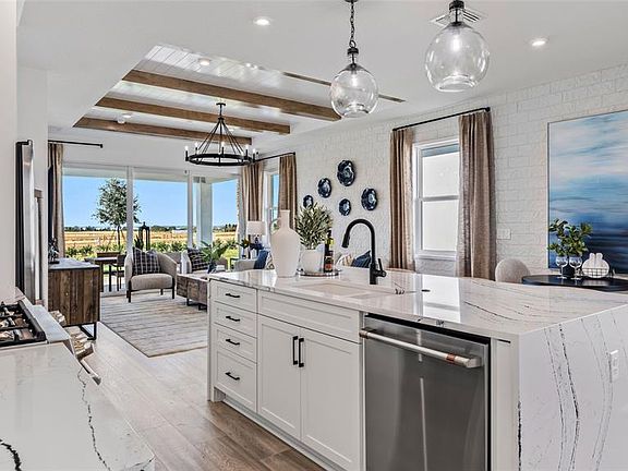 5th image of 1452 Santorini Way