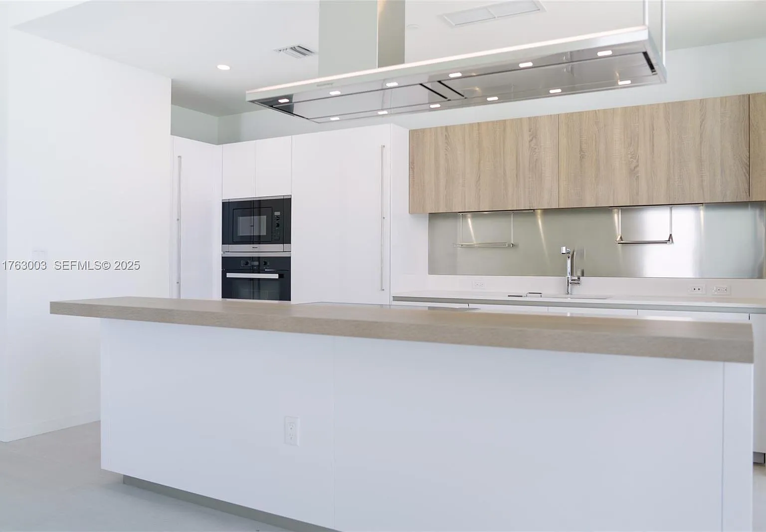 3 bed, 1800 sqft, $17,000 — Photo 3