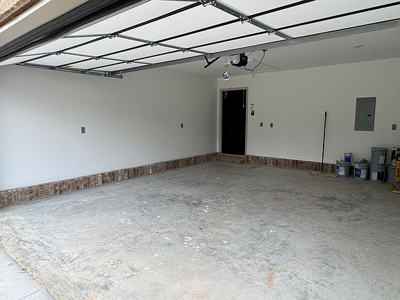 3rd image of 2308 Rector Rd