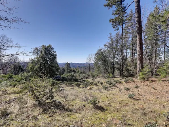 14652 Carman Ct, Grass Valley, CA 95945