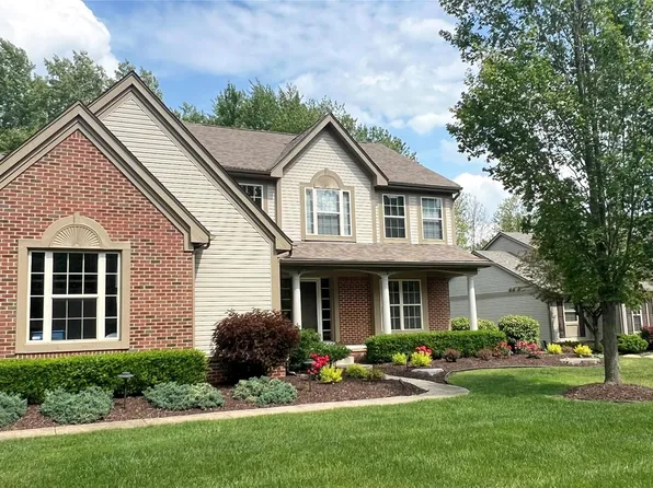 763 Chemung Forest Dr, Howell, MI 48843