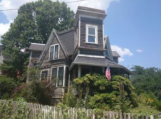 118 Cushing Ave, Boston, MA 02125