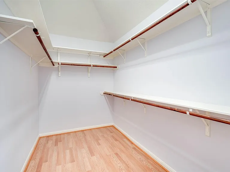 9323 Hillhaven Ct — Photo 29