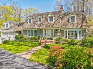 366 Maple St, New Providence, NJ 07974